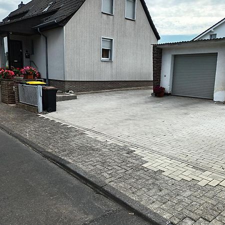 Ferienwohnung Kassel Esterno foto