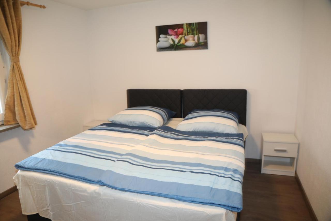 Ferienwohnung Kassel Esterno foto