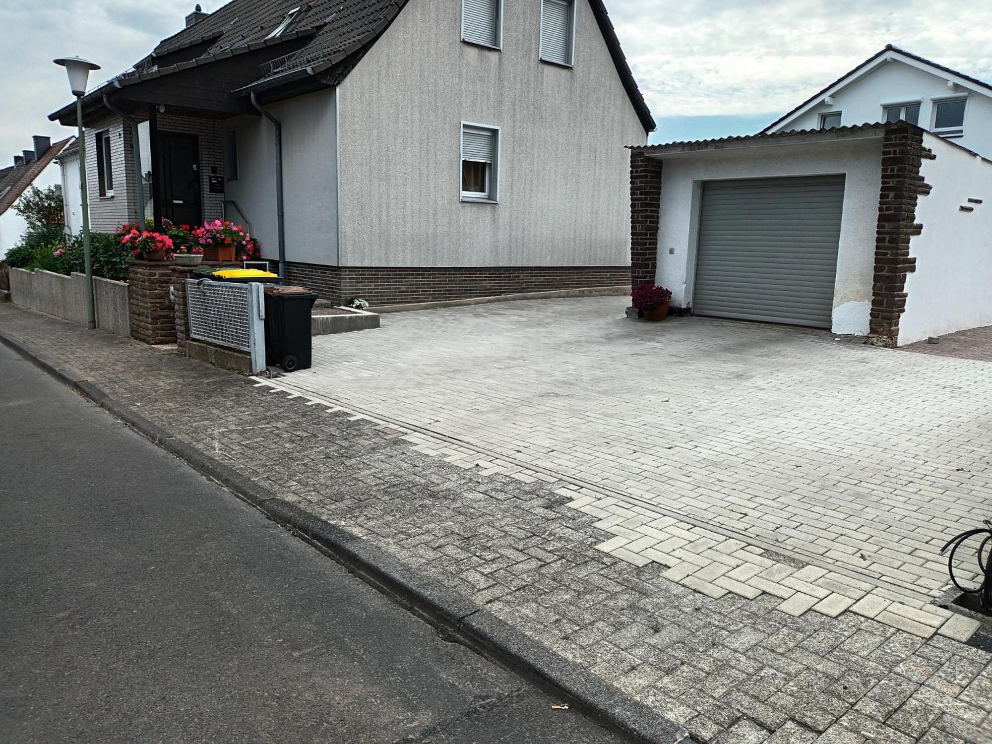 Ferienwohnung Kassel Esterno foto